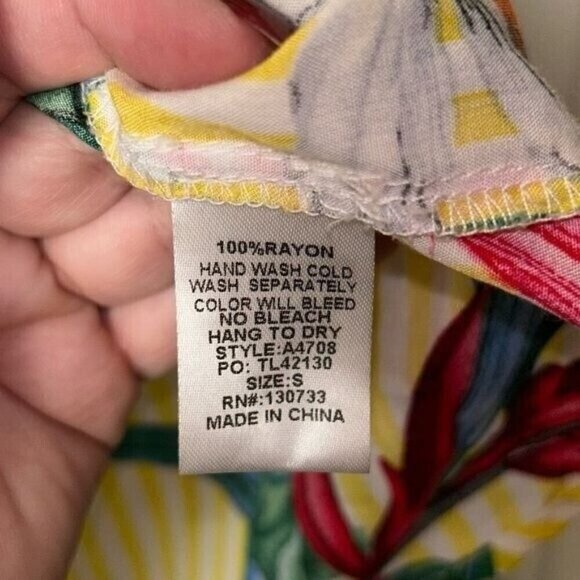 Umgee Yellow Flower Striped Knotted Waist Blouse With Ruffle Sleeves Size Small - Picture 8 of 8